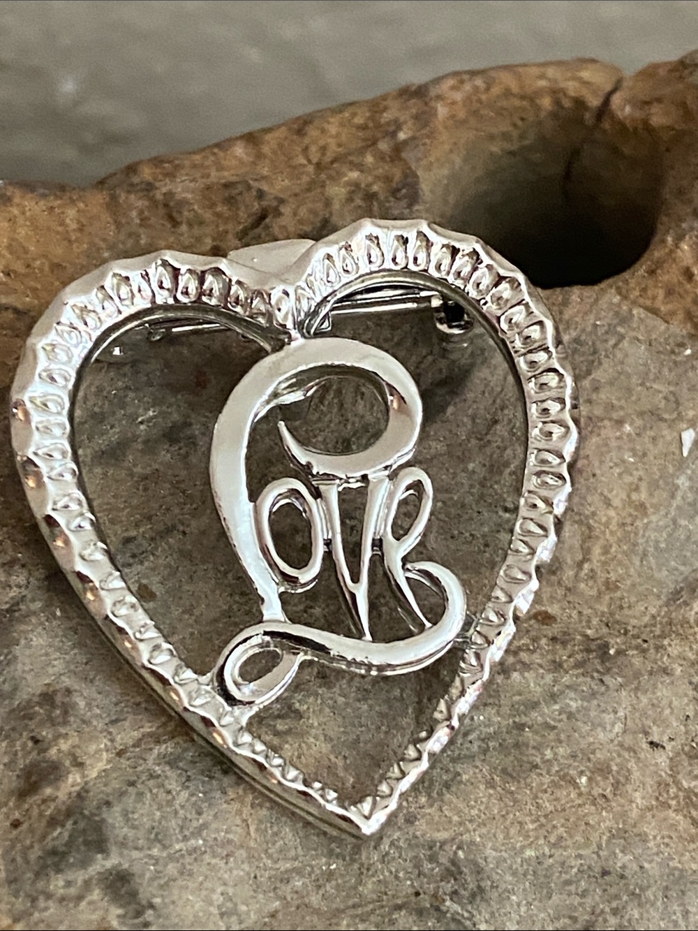 Vintage 80s GERRY’s Silver Tone LOVE Heart Broach